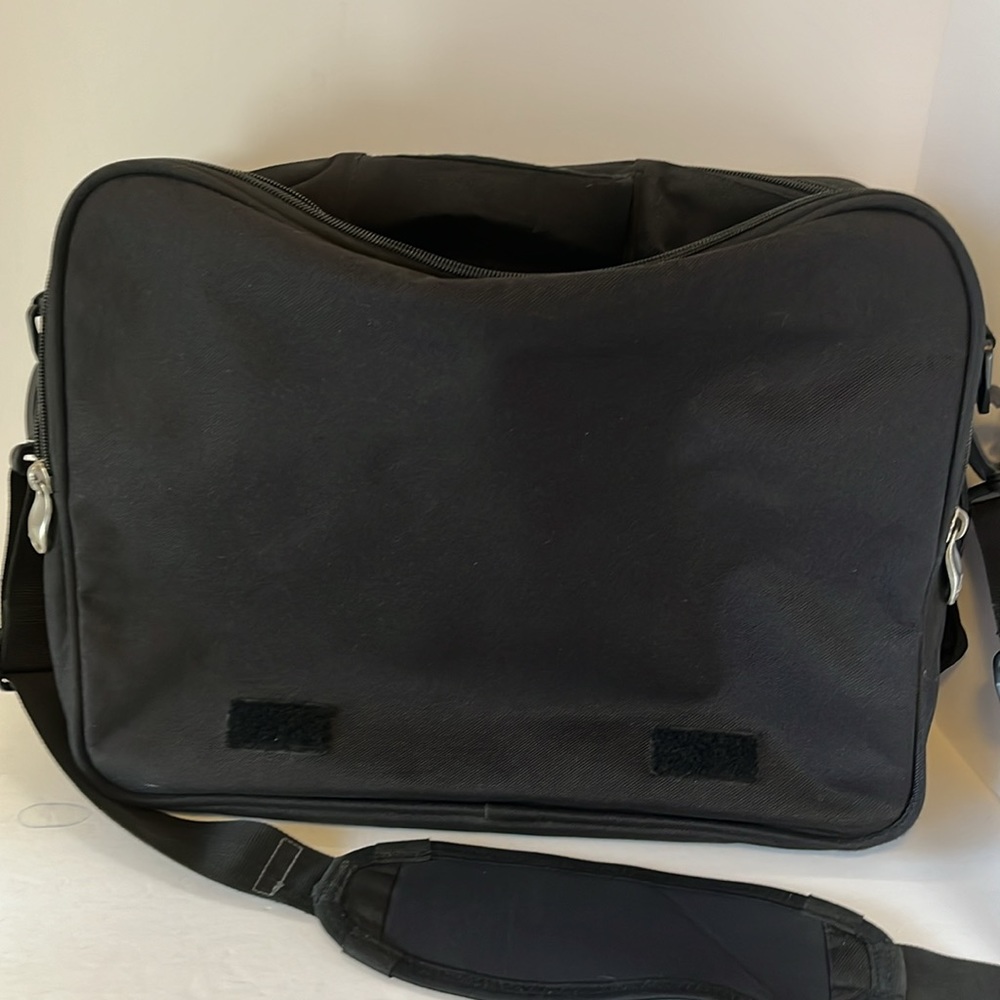 Adidas Black Laptop Bag Commuter Satchel Tote with Adjustable & Removable Strap - Picture 10 of 16